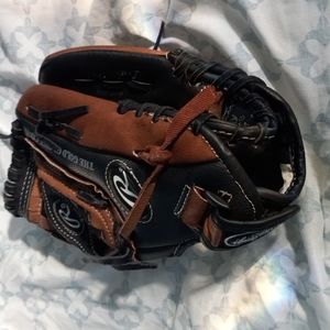 Rawlings baseball glove